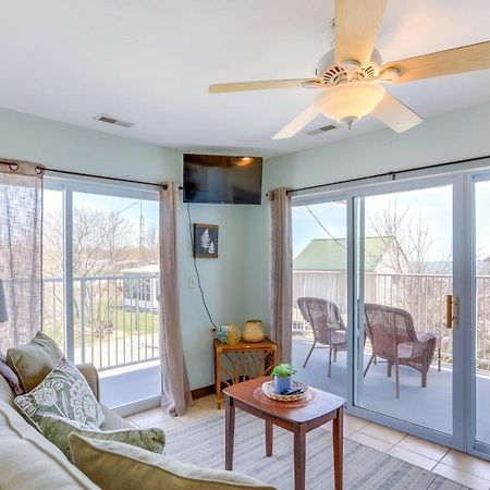 Апартаменты Waterfront Bass Island Retreat With Balcony And Tv Пут-ин-Бей Экстерьер фото